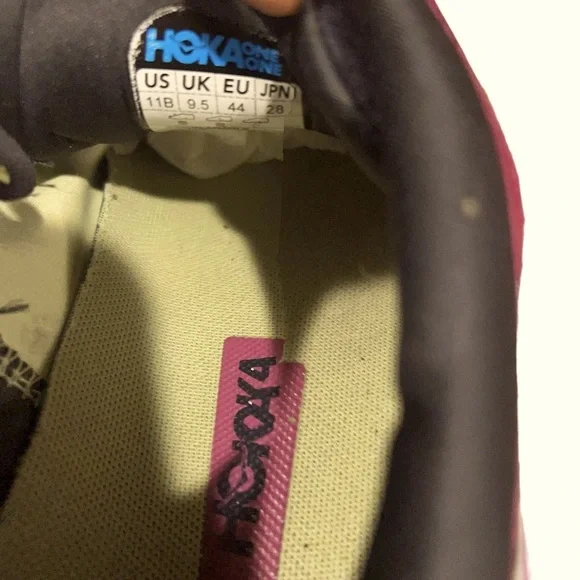 Hoka One One Women's Arahi 6 'Festival Fuchsia' Low Top Running Sneakers Sz 11.5